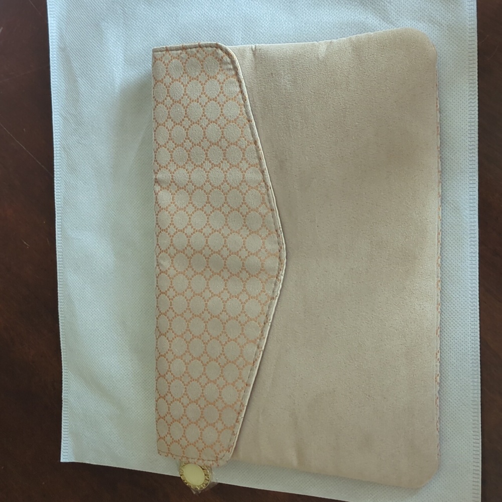 Bvlgari clutch